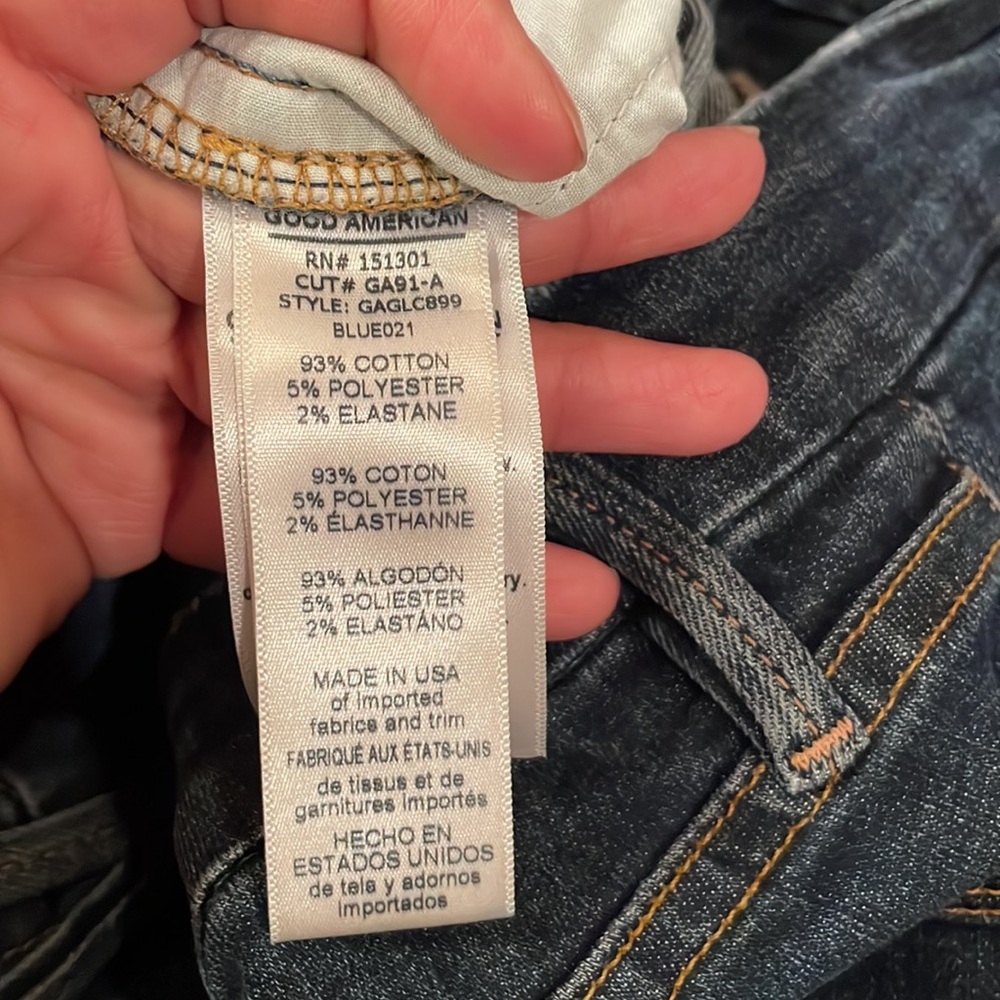 Good American Good Legs Distressed Jeans - Picture 6 of 6